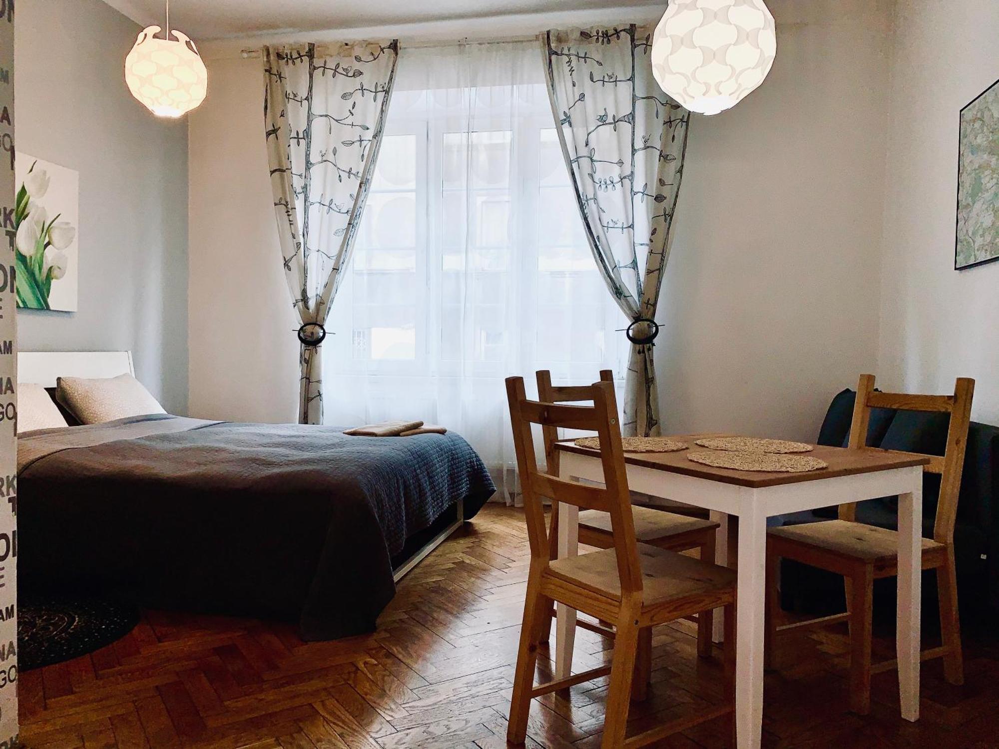 Apartment Center *